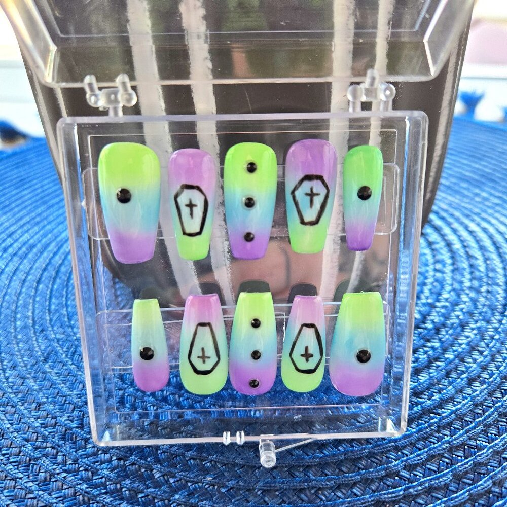 coffin shape ombre pastel goth coffin design press on nails 🖤